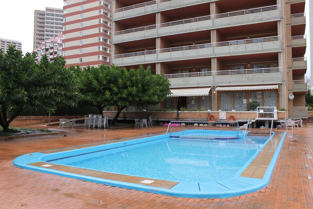 Apartamentos Alpha Benidorm Eksteriør billede