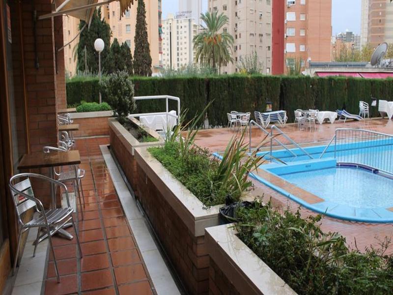 Apartamentos Alpha Benidorm Eksteriør billede