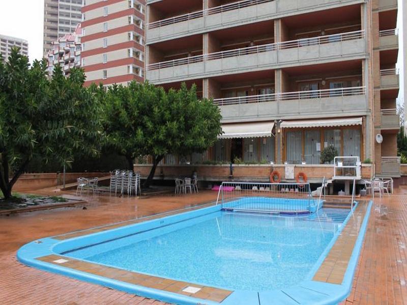 Apartamentos Alpha Benidorm Eksteriør billede